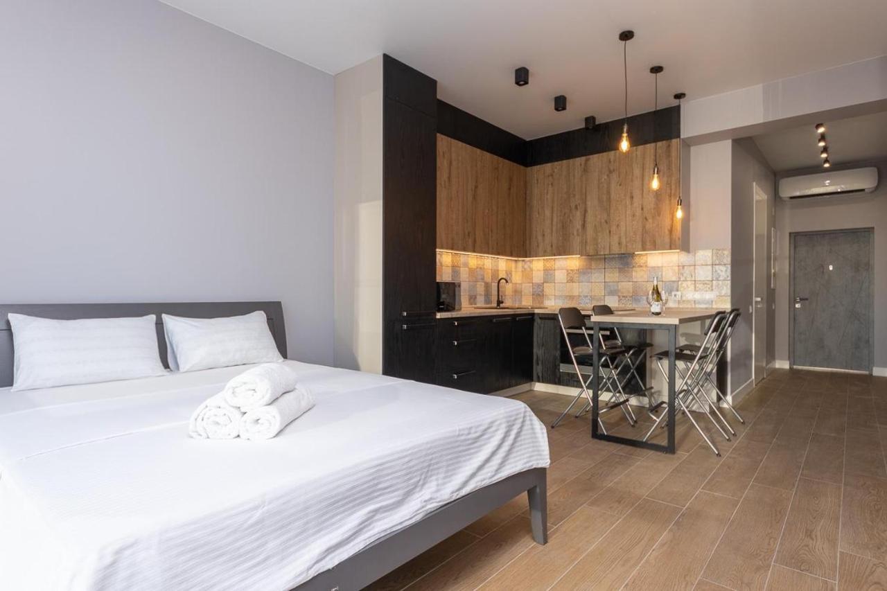 Stylish Panoramic Apartments. Smartplaza. Metro Minskaya Kiev Luaran gambar